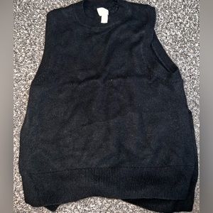 H&M size XS oversized vest with slide slits